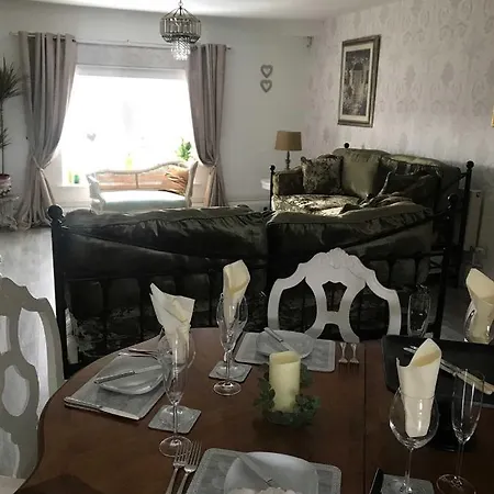 The Clock Tower High Street. Nothing Average Here! *