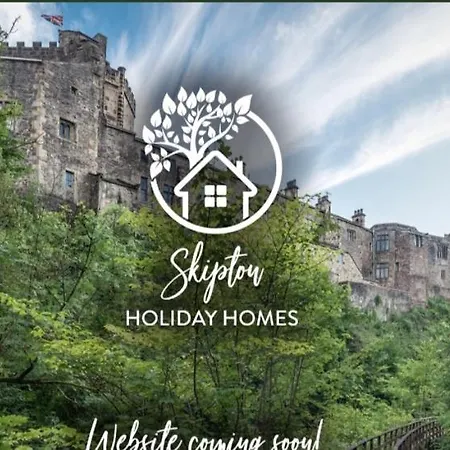 The Clock Tower High Street. Nothing Average Here!