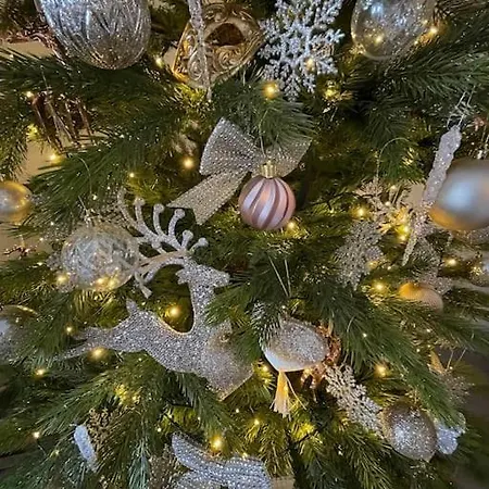 شقة The Clock Tower High Street. Nothing Average Here! *