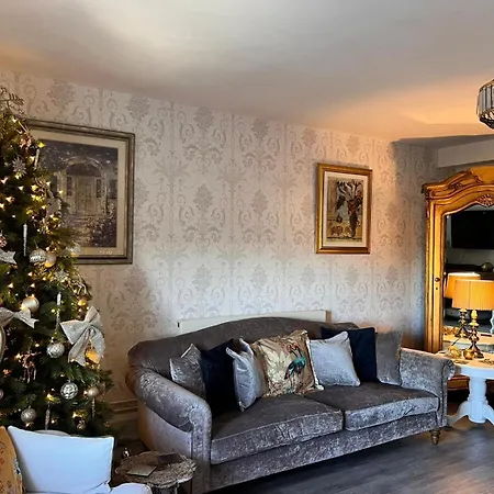 The Clock Tower High Street. Nothing Average Here!